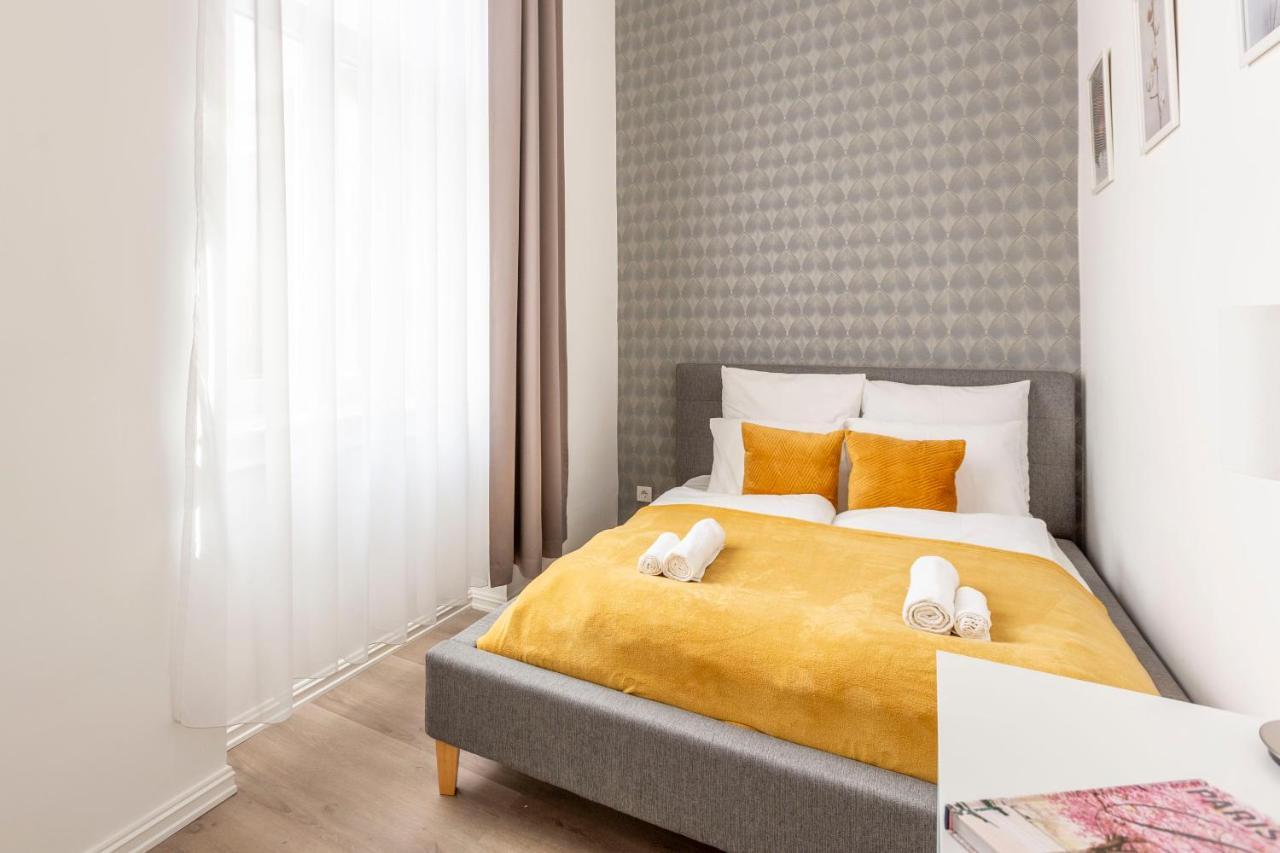 Exclusive Downtown Apartment In The Heart Of ブダペスト エクステリア 写真