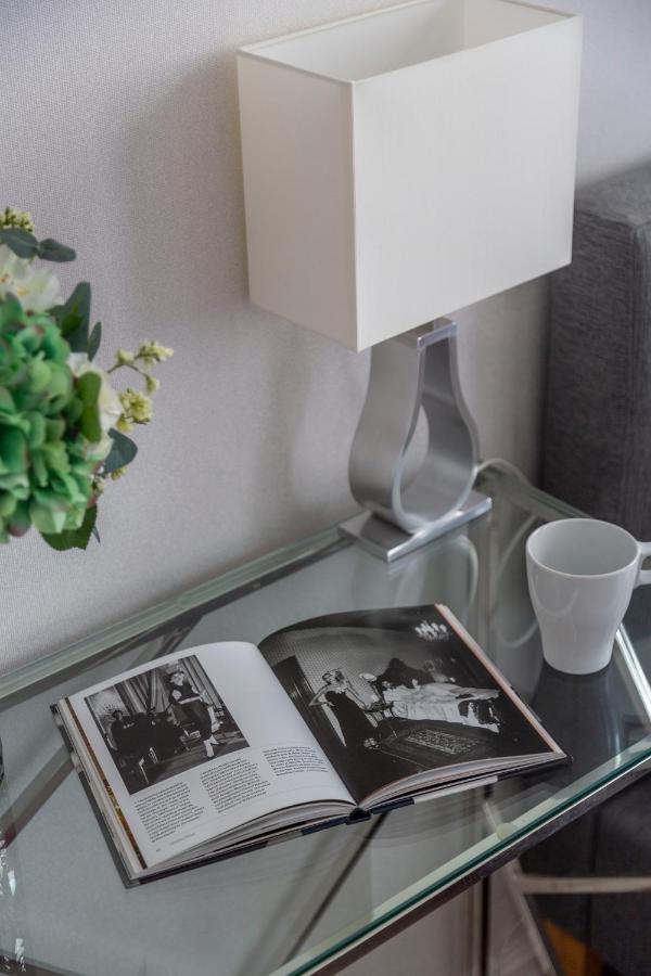 Exclusive Downtown Apartment In The Heart Of ブダペスト エクステリア 写真